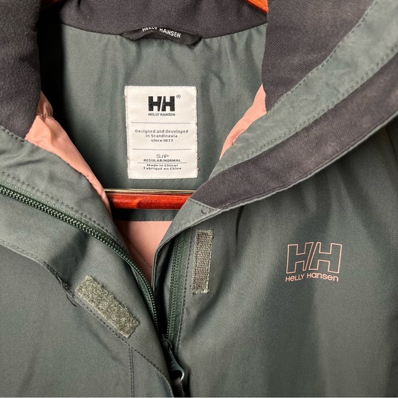 HELLY HANSEN Helly Tech* Cold Weather Coat, Small - Picture 6 of 11